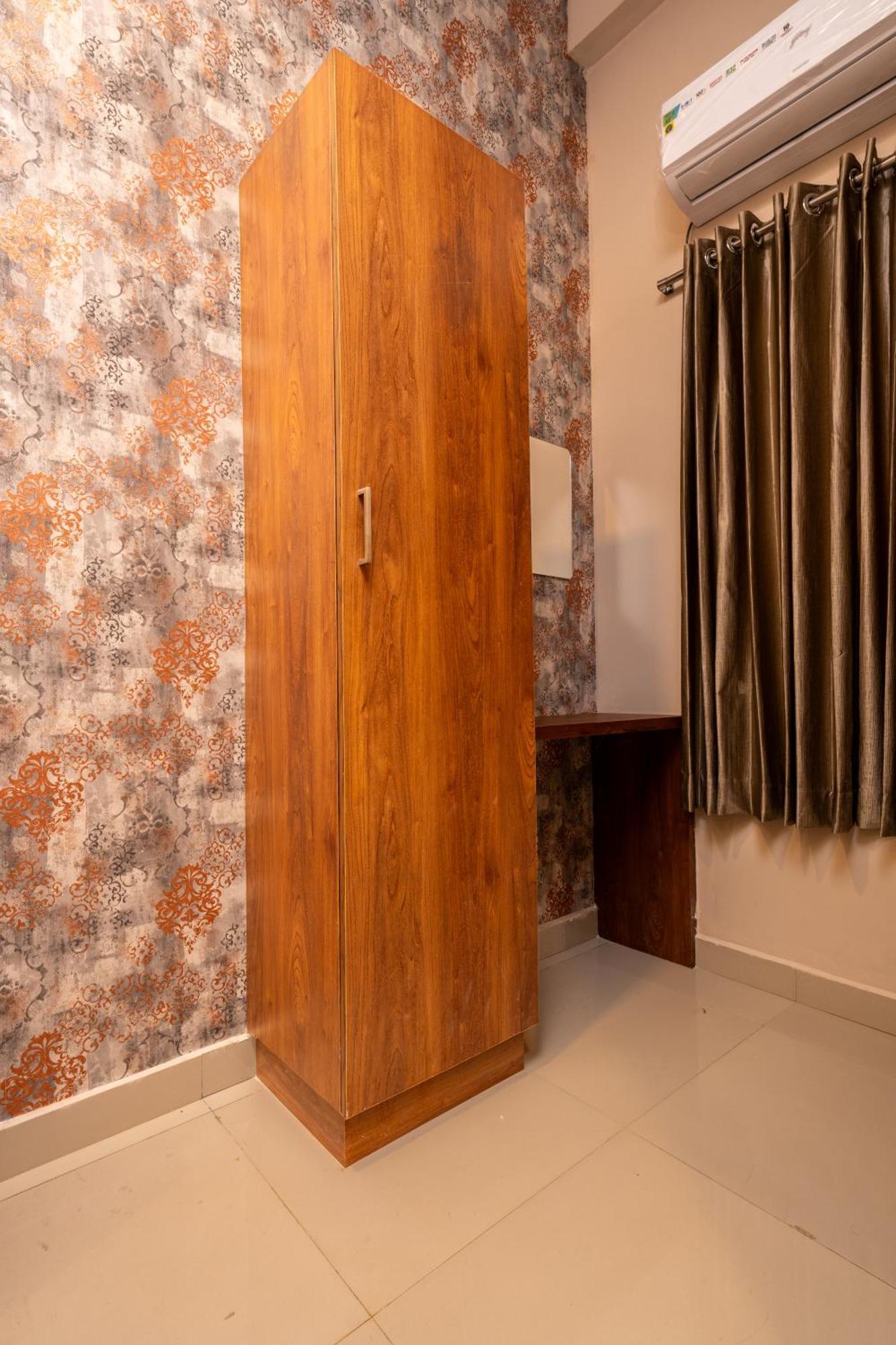 Готель Yaad Residency Kochi Екстер'єр фото