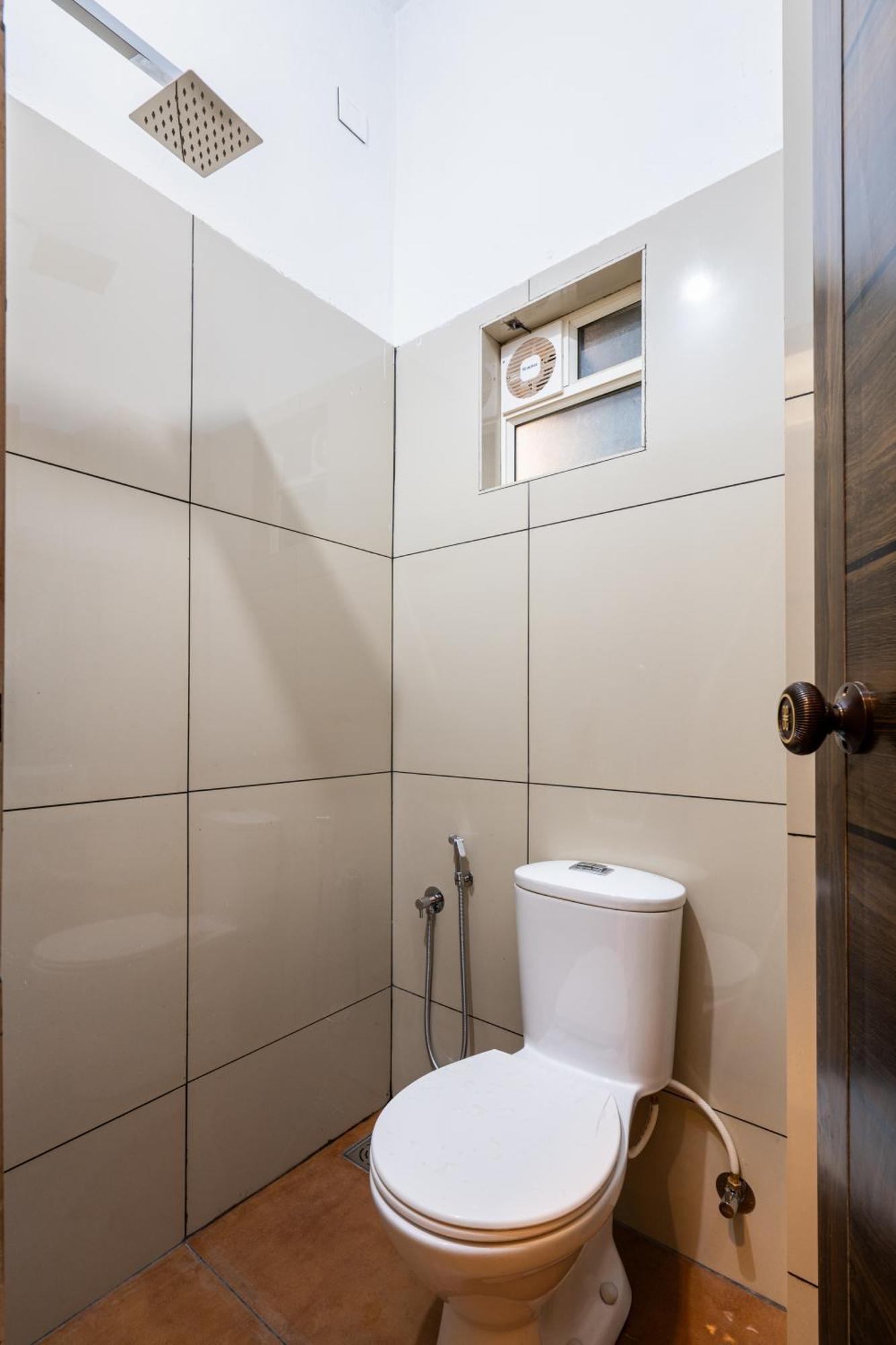 Готель Yaad Residency Kochi Екстер'єр фото