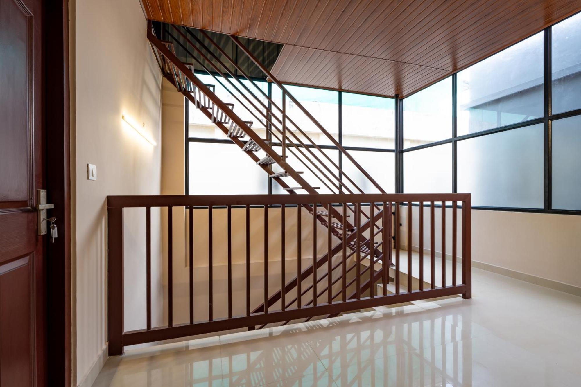 Готель Yaad Residency Kochi Екстер'єр фото